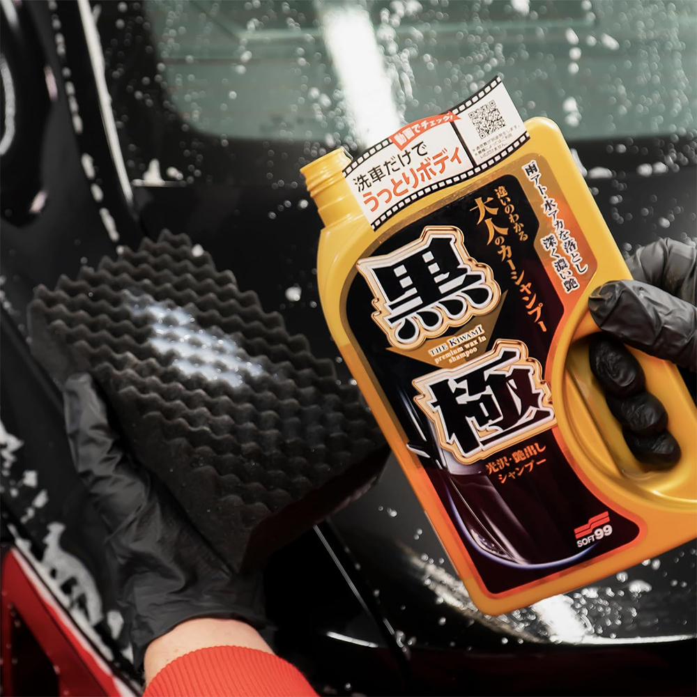 Kiwami Extreme Gloss In-wax Car Shampoo 750ml