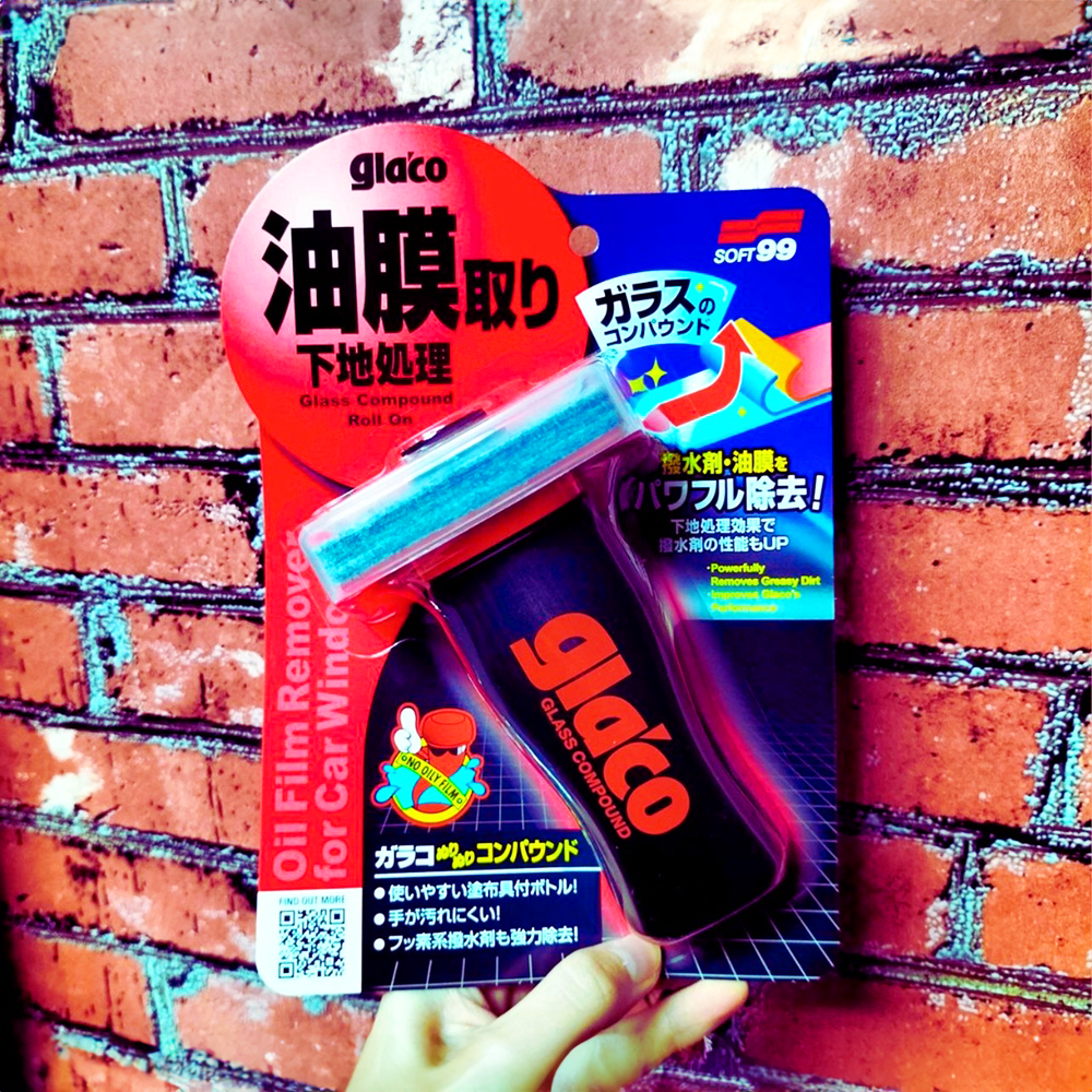 Soft99 Glass Compound Roll On Dirt Remover 100ml